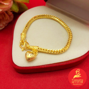 สร้อยข้อมือทองลายซีตรอง(สี่เสา)พ่นทรายตัดลายหัวจรวดห้อยหัวใจตัดลาย ยาว 7.5 นิ้ว เทียบเท่า 3 บาท ชุบทอง สีสวยเหมือนจริง งานสวย พร้อมส่ง