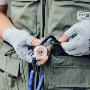 Outdoor Camping Tactical Keychain Multifunctional Rebound AntiLoss Telescopic Wire Buckle