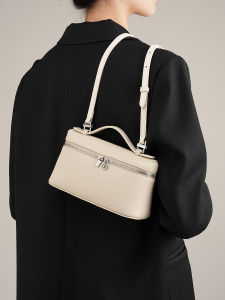 TAS SLING BAG WANITA IMPORT BAHAN KULIT / TAS HAND BAG KULIT SINTETIS RESLETING ELEGANT / BAG IMPORT
