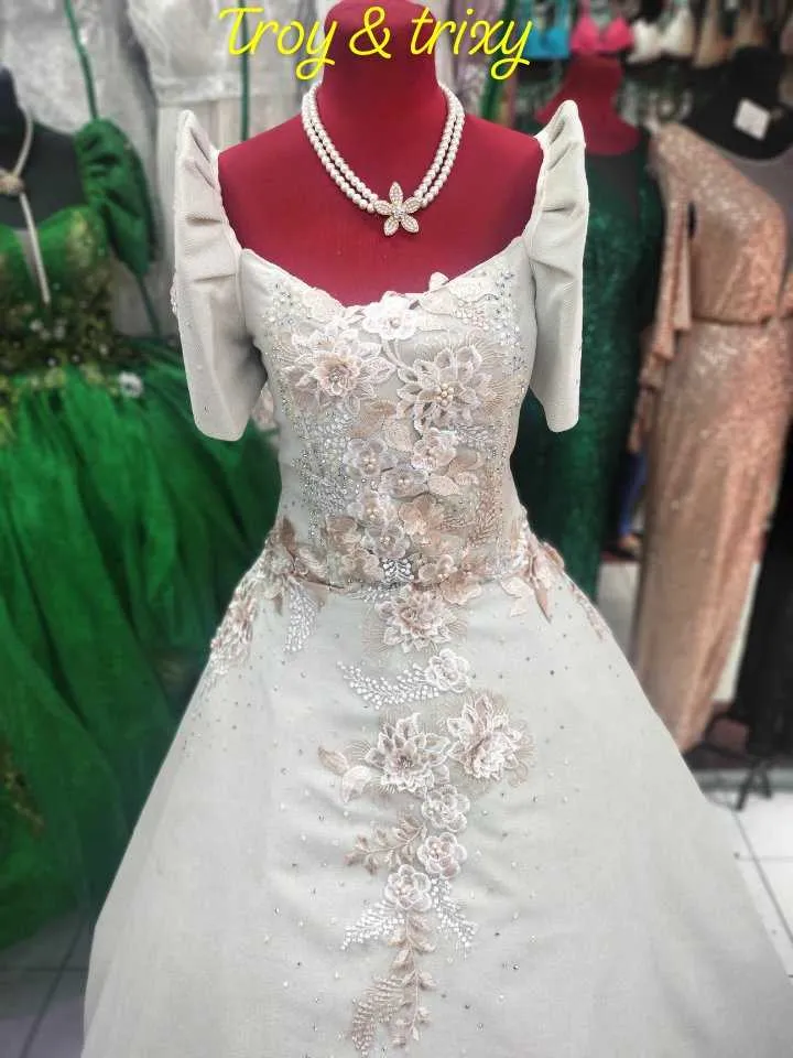 Filipiniana gown in on sale divisoria