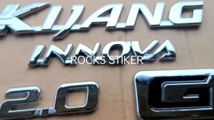 Emblem Logo Mobil KIJANG INNOVA 2.0 G Warna CHROME FULL SET