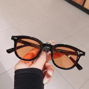 WE Kacamata Wanita Pria Optik Anti Sunglass Dengan Korean Fashion Small Candy Color Sunglasses Kacamata Hitam K33 4002 COD