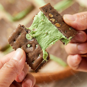 190g 香葱手撕牛轧饼干夹心饼干零食 Chives Shredded Nougat Biscuits