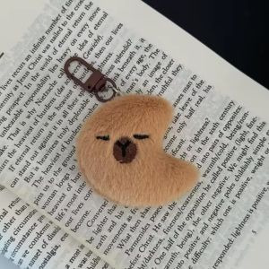 พวงกุญแจตุ๊กตารูปพระจันทร์ดาว Capybara 4ชิ้นพวงกุญแจรถตุ๊กตายัดนุ่นพวงกุญแจห้อยกระเป๋าของขวัญให้เพื่อนเป็นคู่