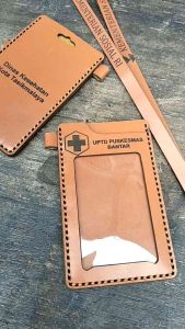 TERMURAH Name Tag Free Desain Id Card Kulit Aslii