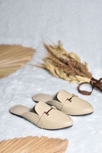 DSANDALS-Blp003 Flat Shoes Wanita