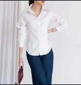 Luna Stripe Kemeja Fitted / Kemeja Wanita Fitted / Atasan Wanita Stripe Salur Basic Casual