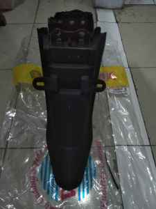 Slebor Spakbor Spatbor Belakang Rear Fender Vixion OLD 3C1 2007 2008 2009 2010 2011 Merk Win