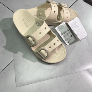Free Shipping Cros WomenS Thick-Soled Height-Increasing Beach Sandals Featuring A Soft Non-Slip Sole And A Perforated Design