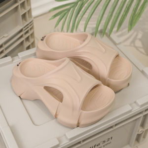 Selipar satu aksara dengan tapak yang tebal ditambah dengan ketinggian fesyen musim panas wanita tidak licin tidak berbau tidak memenatkan sandal bergaya kaki.