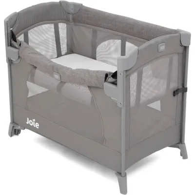 Joie Kubbie Sleep Bedside CribFoggy Gray Bedside cot for safe and cosy side-by-side sleep Full size bassinet can remove