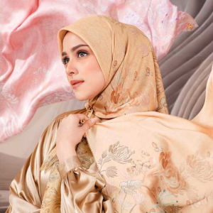 BUTTONSCARVES HERMOSA SERIES - Hijab Segi Empat Voal Premium by Buttonscarves