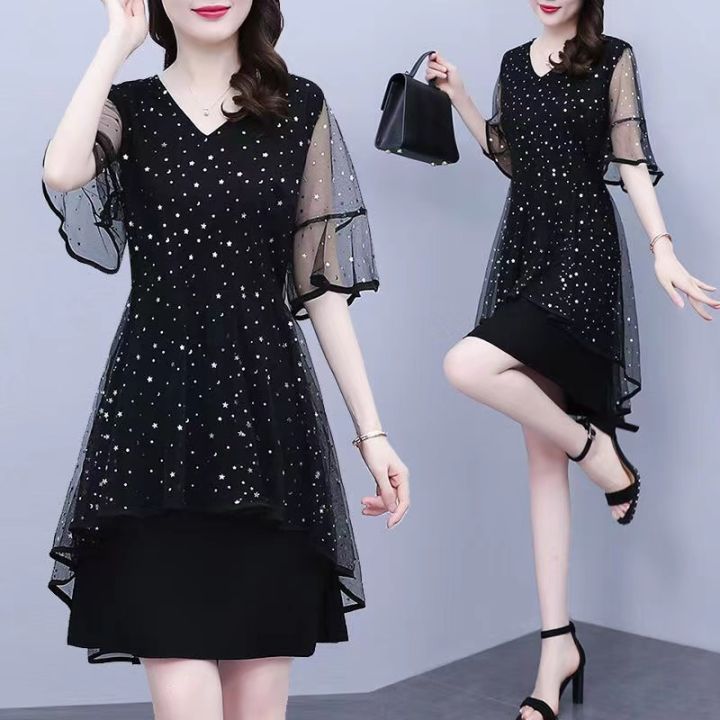 sachin and babi light blue dress Foto Wanita dengan gaun hitam elegan duduk di kursi  Gambar Kemewahan  Gratis di Unsplash