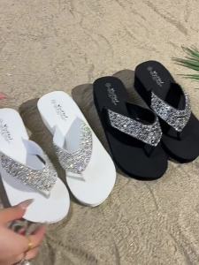 [Free Shipping] Summer New Fashion Wedge Flip-Flops For Women With Rhinestones Thick-Soled Beach Sandals With High Heels