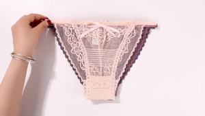 เซ็กซี่ลูกไม้จีสตริงใสทองสาวกางเกงเอวต่ำผู้หญิงชุดชั้นในแฟชั่นโบว์กางเกงหญิงชุดชั้นใน