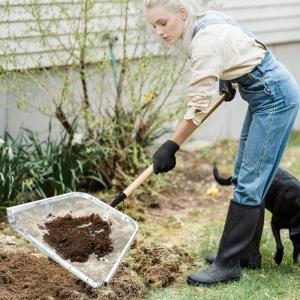 Multipurpose Stainless Steel Soil Sifter Farm Sieve Strainer Tool Feature 1.2cm Meshes Design For Quick Debris Removal
