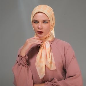 Shafira Laura Printed Scarf | Hijab Kerudung Segi Empat Motif