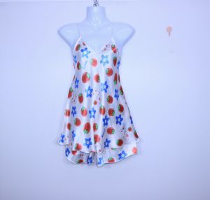 ฝันดีVLT จัดส่งจากประเทศไทย! สีทึบสายสะพายไหล่กว้างชุดนอน น่ารักสไตล์ เสื้อแขนกุด คอวี ผ้าเรียบ มี 16 สไตล์ให้เลือก