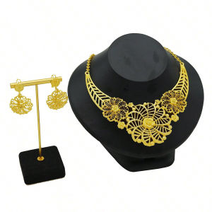 24K Gold Hollow Sunflower Necklace Pendant and Earrings Set Dubai European and American Bride Wedding Jewelry