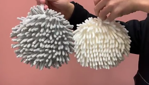 Chenilles Hand Wipe Towel Balls with Hanging Loopes Quick Drys Soft Absorbent Microfiber Handball for Kitchen and Bathroom