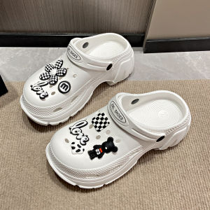 [Free Shipping] Womens summer outdoor clogs new trendy and cute sandals thick-soled non-slip beach slippers nurse slippers