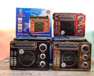 วิทยุ ฟังได้ทั้ง FM/AM มีแบตเตรี่ในตัว(ใช้ไฟได้ทั้ง AC/DC) มีไฟฉาย ช่องต่อหูฟัง รุ่น 0021