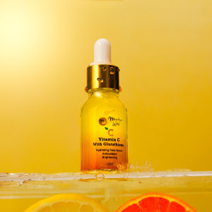 Manna Vitamin C Serum Skin Brightening Hyaluronic Acid Niacinamide Fast absorbing and Lightweight