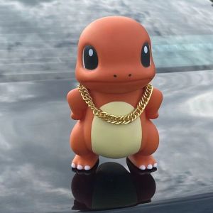 BVRZO การ์ตูนอะนิเมะ เครื่องประดับท้ายรถ ได้รับความนิยม เย่อหยิ่งและเย่อหยิ่ง ตกแต่งหลังคารถ สร้างสรรค์และสร้างสรรค์ มังกรไฟน้อย เครื่องประดับรถจักรยานยนต์สำหรับตกแต่ง โมเดลของเล่นจำลอง