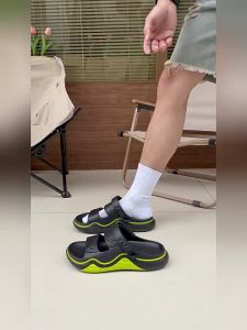[Free Shipping] MenS Thick-Soled Slippers New Summer Style For Indoor Use Suitable For The Bathroom Non-Slip And Comfortable For Home Wear