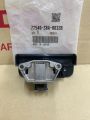 ORIGINAL HONDA CRV RD2 RD4 RD5 S9A GLOVE BOX LOCK DASHBOARD DRAWER LOCK LACI 77540-S6A-003ZB. 