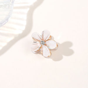 Jepit Rambut Poni Bentuk Bunga Kecil 1 Pcs Jepit Mini Bunga Daisy Dua Sisi Double Side Crystal Flower Hair Claw Warna Pastel Kawaii Jepitan Rambut Bunga Kepang PST