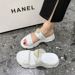 LHshoess ขายดีมากก🎖️รองเท้าแตะ  รองเท้าผู้หญิง รองเท้าผู้ใหญ่ ⚖️มาพร้อมสีพื้นให้เลือก สวยทุกสี เท่ ปัง ไม่ซ้ำใคร