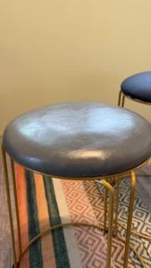 ขนม เก้าอี้สตูลขาเหล็ก PSC003 เบาะนุ่ม ใช้กับโต๊ะเครื่องแป้ง ขาเหล็กรองรับน้ำหนักสูงสุด 200 กก. ทนทาน แข็งแรง มีขวางกันขาโต๊ะขูดพื้น ！