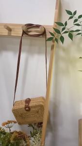 Wholesale Wicker Bags  ins Crossbodybag   Forest-style basket retro and artistic handmade woven shoulder bag with leather buckle