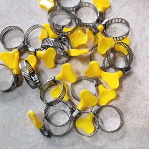 đai xiết cổ dê inox cao cấp có tay vặn bằng nhựa rất thuận tiện xiết được các ống phi 18 đến 32mm giá 3k/c