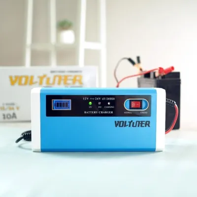 Charger Aki Mobil Motor Lead Acid 12-24V 10A Portable Dengan LCD Biru Untuk Pengisian Daya Baterai Tipe UD21
