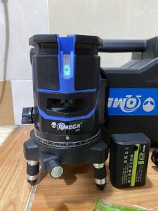 Máy cân bằng laze 5 tia xanh OMEGA Loại siêu sáng - Máy cân mực chính hãng OMEGA - Tặng kèm chân cao 1m2