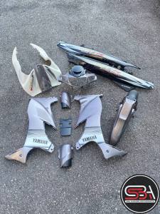 COVERSET ORIGINAL HLY HONG LEONG YAMAHA 125Z 125ZR SILVER ROBOT STICKER SIAP TAMPAL PERCUMA EMBLEM