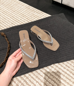 2026 Hot Selling Item - Womens Casual Classic Versatile Flip-Flops Sandals