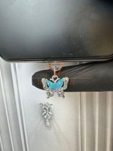 Penutup Lubang Cas / Pelindung Lubang Cas Anti Debu LIGHTNING / TYPE-C Kupu Biru - Purple