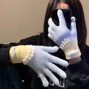 YUBAGUANB Touch-screen Warm Knitted Gloves Korean Style Bowknot Girls Winter Gloves Fashion Cute Riding Protective Mittens Daily Use