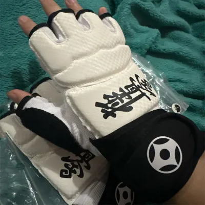 Hot Karate Kyokushin Gloves Fighting Hand Protector Martial Arts Sports Arts Sports Training Fitness Boxing GlovesW.WWW