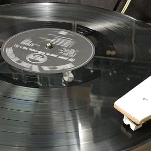 แผ่นเสียง Vinyl Lp 33 rpm สภาพดี ตรวจสอบแล้วมีลองฟัง THE SUNNY SIDE OF FOUR JACKS AND A JILL