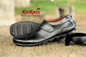 Sepatu Kickers Pantofel Slop Monza Black + Free Kaos Kaki