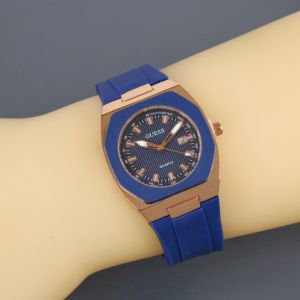 Box Exclusive Jam Tangan Guess Mur VA-597RR / Jam Tangan Fashion Wanita Tali Rubber Diameter 33 cm