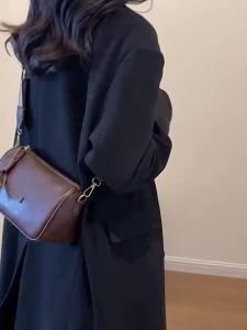 《720》กระเป๋าสะพายข้างทรงหมอนแฟชั่นสำหรับผู้หญิง กระเป๋าสะพายข้างแบบหนัง PU ขนาดเล็ก ซิปเปิด กระเป๋าสะพายข้างแบบลำลอง