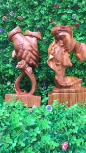 Biểu tượng tình yêu valentiday deco trang tri phong thuỷ phòng khách phòng làm việc tượng phu thê và tượng bàn tay (tình yêu vĩnh cửu ) kt cao 30 dành cho ngày lễ tình nhân my love