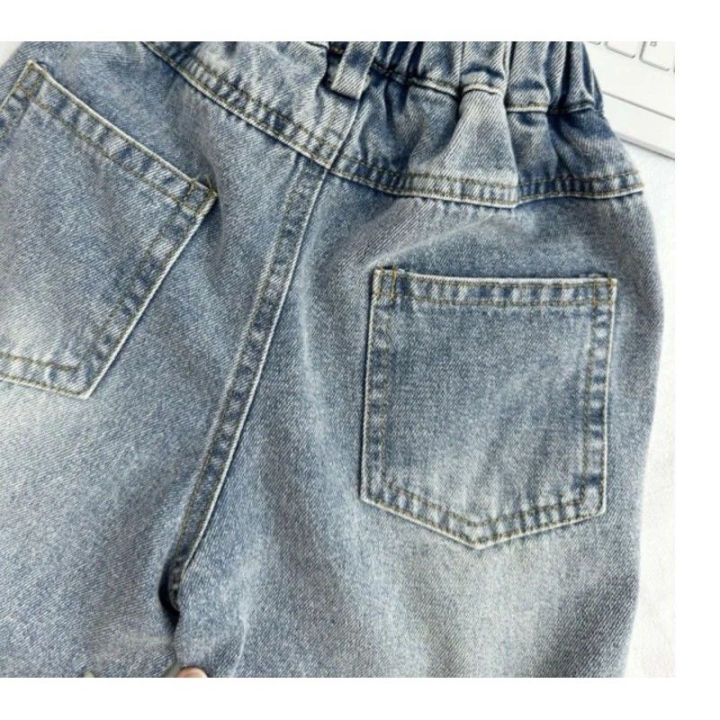 Quần short jean bé trai phong cách bụi bặm xanh sáng