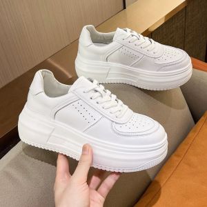 Sepatu Sneakers Wanita Korea Putih Polos Sepatu Sneakers Tinggi sekolah sport cewek Sepatu anak remaja wanita stayl korea sepatu perempuan sekolah Tali Simpel Kulit