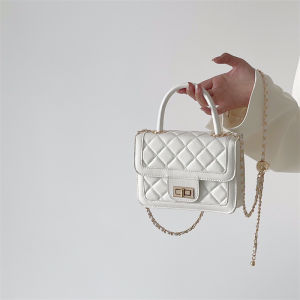 IELGY chain bag womens French niche small fragrance rhombic style high-end sense messenger bag